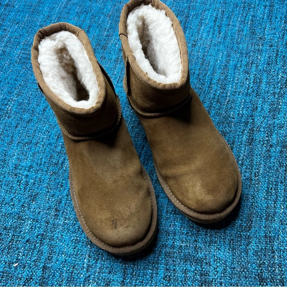 UGG Classic Mini Rubber Logo Fleece Lined Booties in Chestnut Brown Women's 5